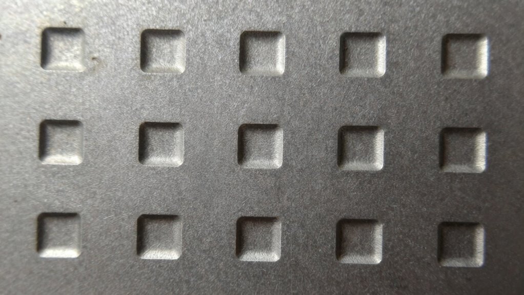 small squares compromise measurement accuracy